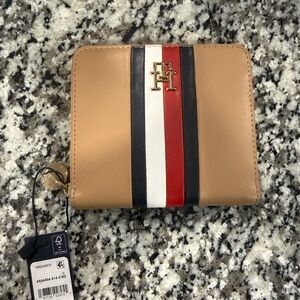Tommy Hilfiger Tan Wallet with Gold Zipper